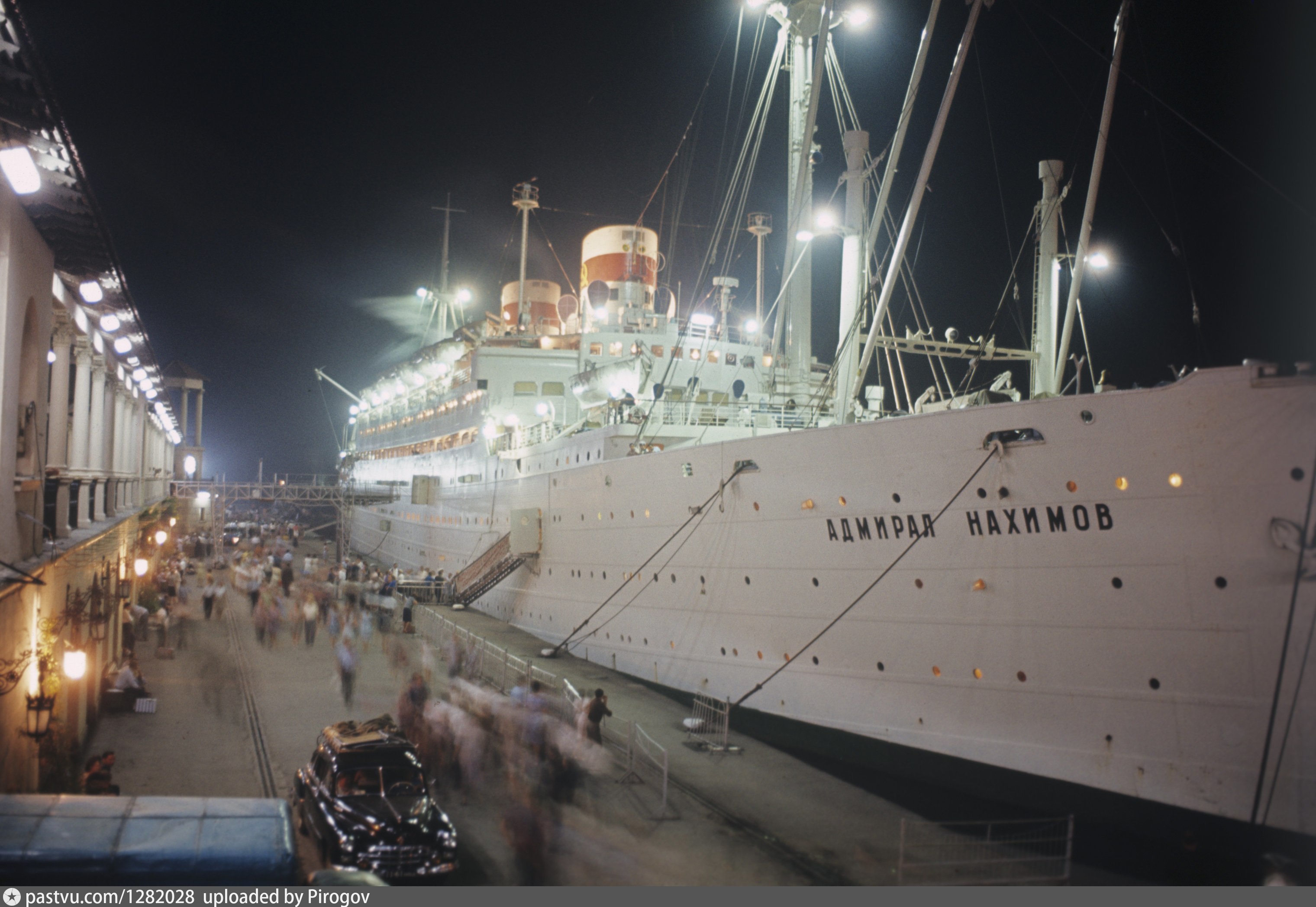 Пароход адмирал нахимов под водой - фото и картинки на рабочий стол