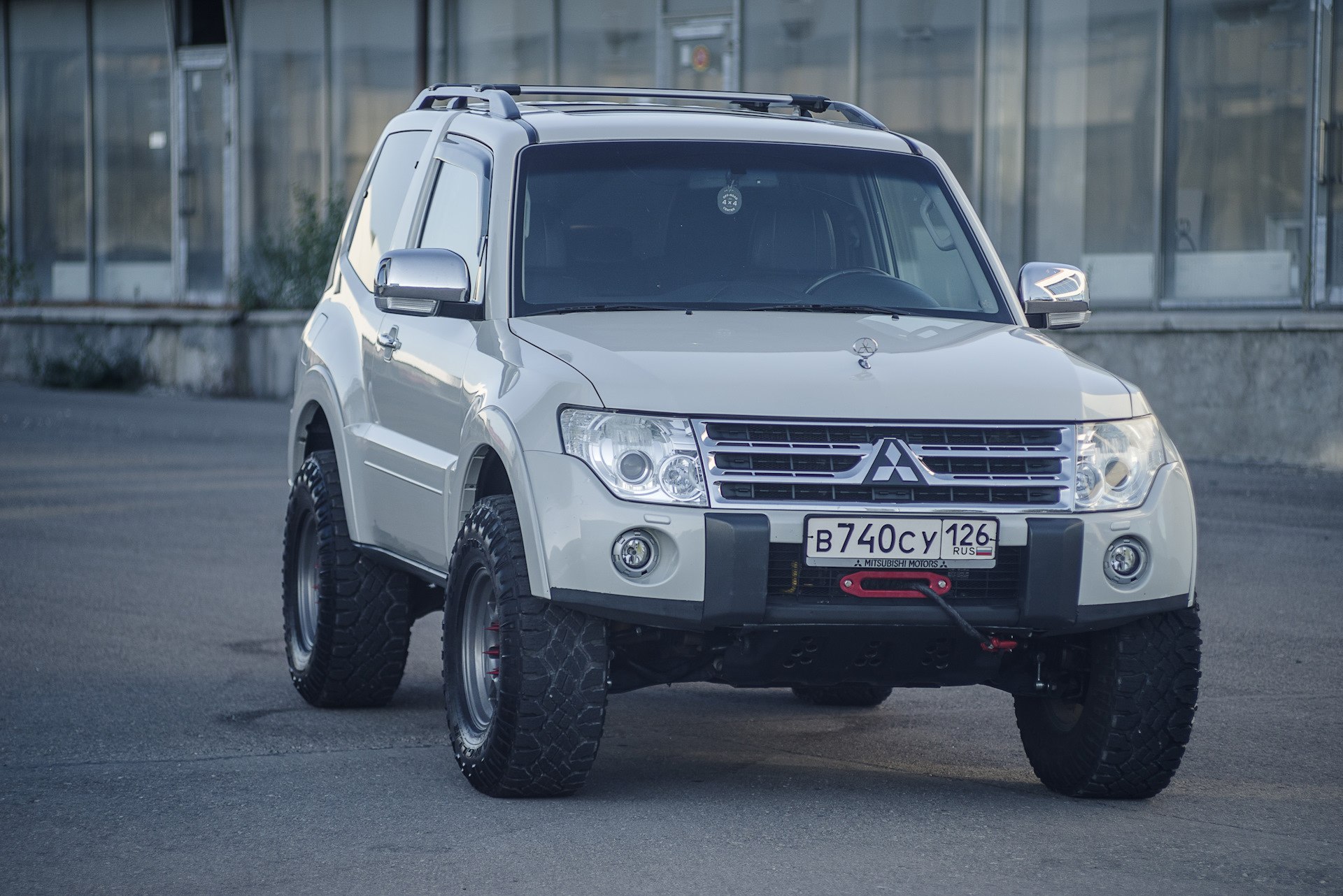 Мицубиси паджеро 3.8. Митсубиси Паджеро 4x4. Mitsubishi Pajero 4. Mitsubishi Pajero 4 3.8.