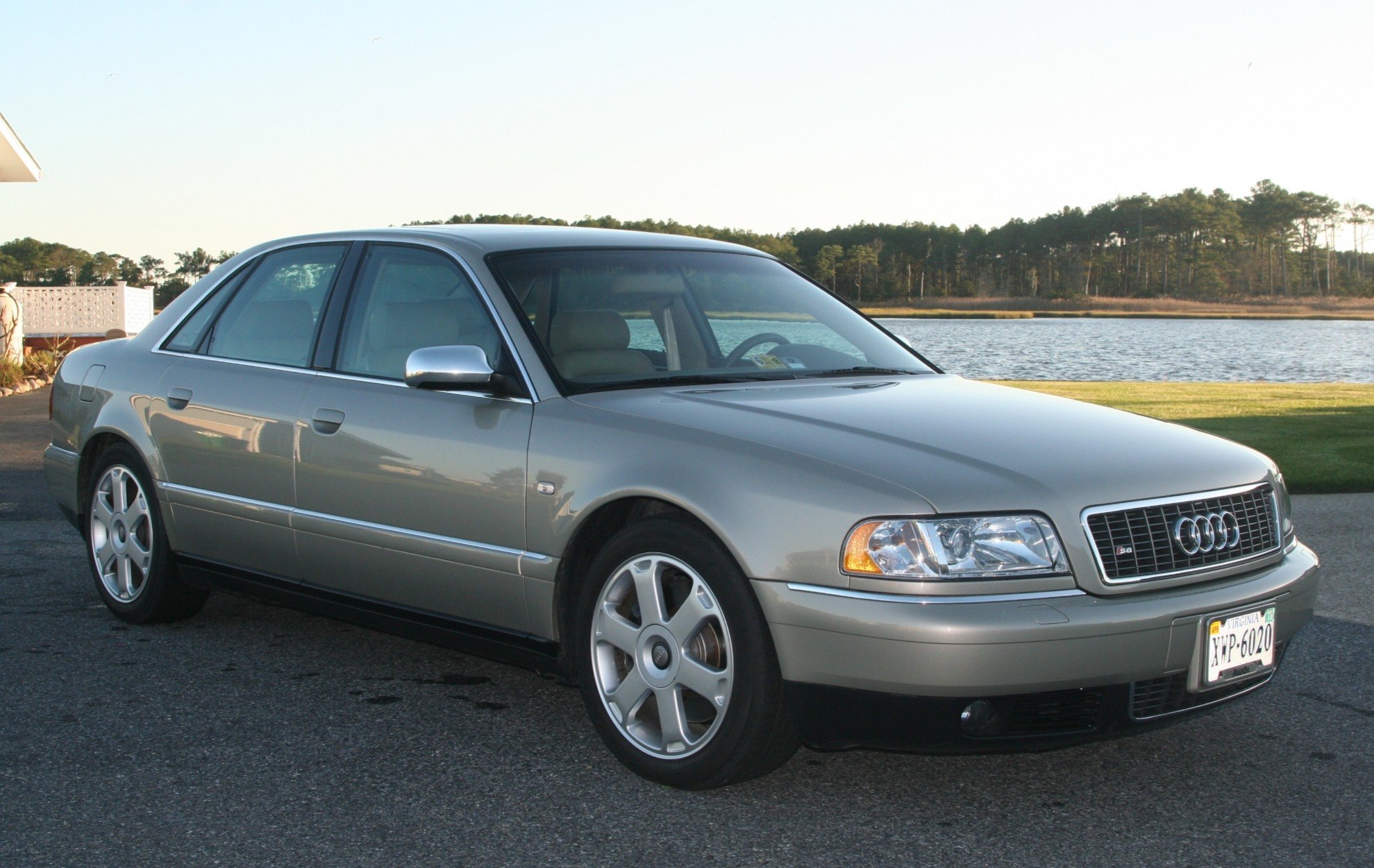 Новые 2002 года. Audi a8 2002. Audi s8 2002. Audi a8 2004. Ауди а 8 с 2002 го.