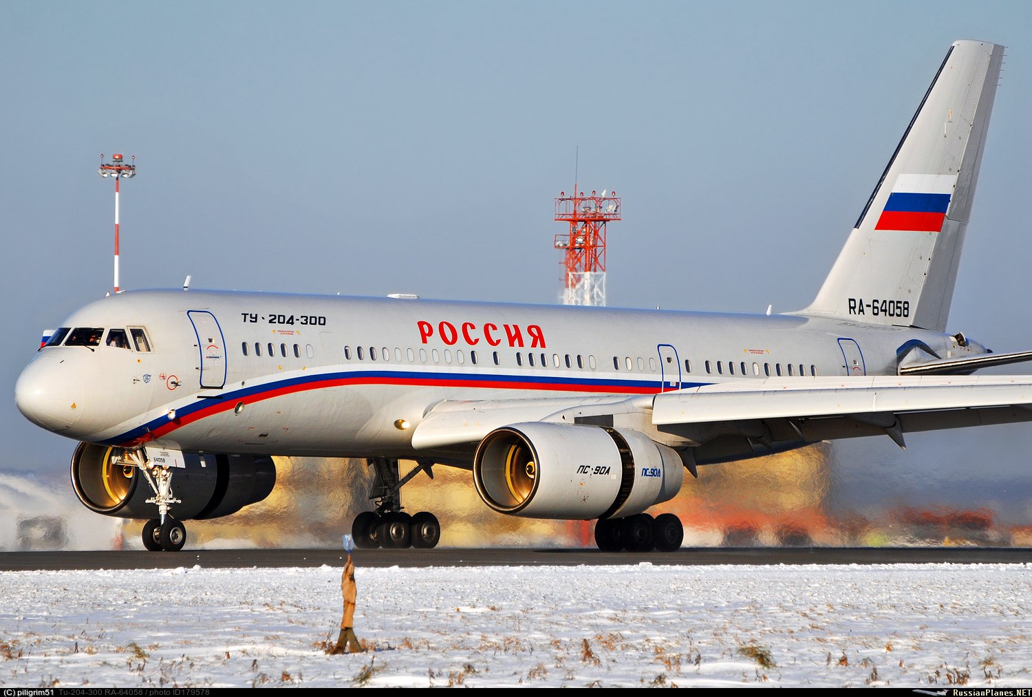 Ту 234. Ту 204-300 ra64058. Ту-204 пассажирский. Ту-204 ra-64001. Tupolev tu-204-300.