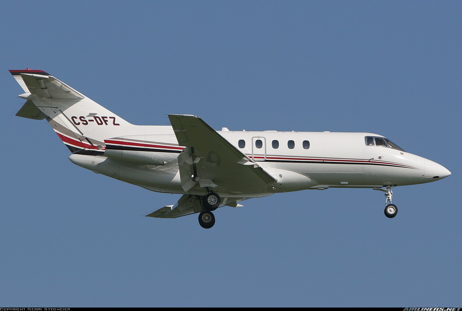 Н 25. Самолет Hawker h25b. Aircraft Type(h25b) Bae 125-800a. Bae 125-700a. Bae-125-700/800/hawker850xp/750/900xp.