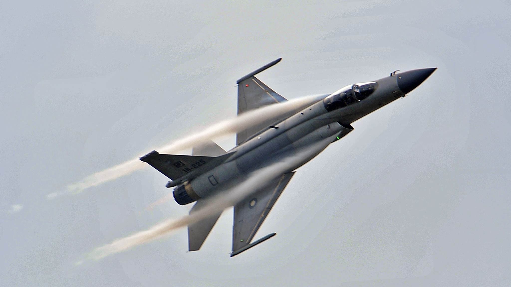 F 17. F 17 истребитель. F17 самолет. JF 17 Air show. JF 17 Block 3 Specifications.