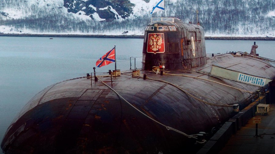 Гибель атомной подводной лодки к-141 "Курск"