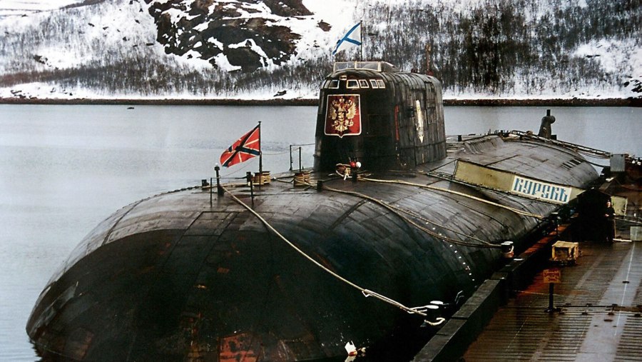 Атомная подводная лодка Курск