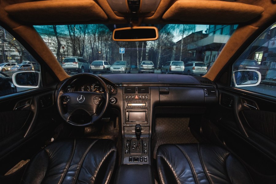 W210 AMG салон