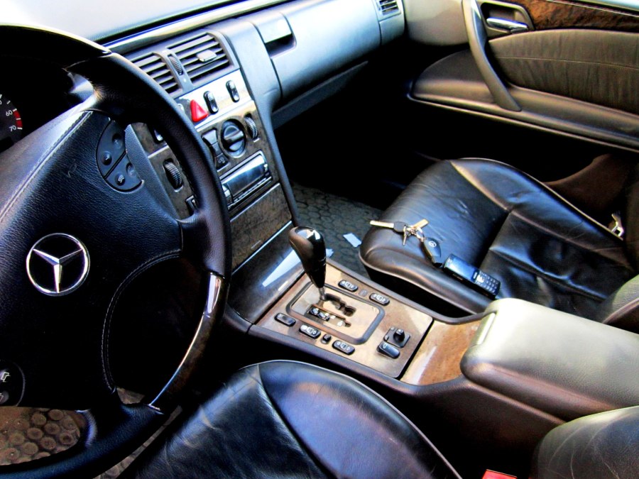 Mercedes Benz w203 Рестайлинг салон