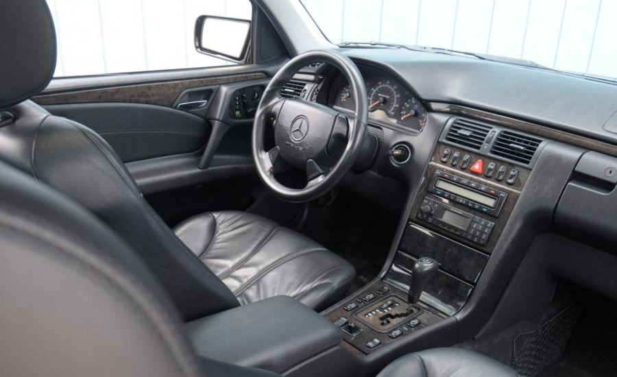 Мерседес w210 салон