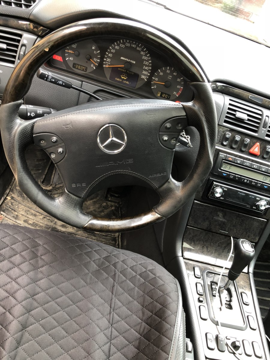 W210 e50 AMG салон