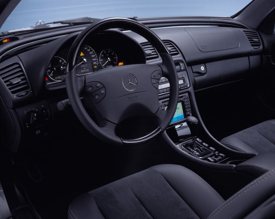 Mercedes Benz w210 AMG салон