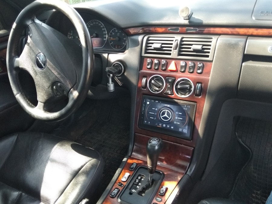 W210 AMG салон