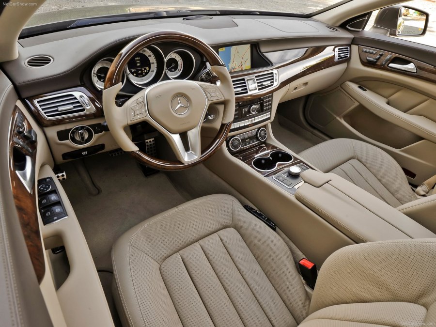 Mercedes CLS 218 салон