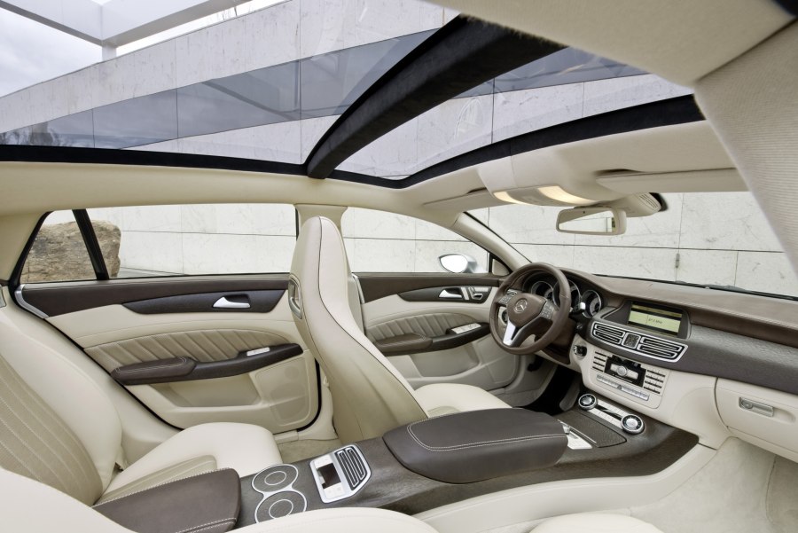 Mercedes Benz CLS 2020 салон
