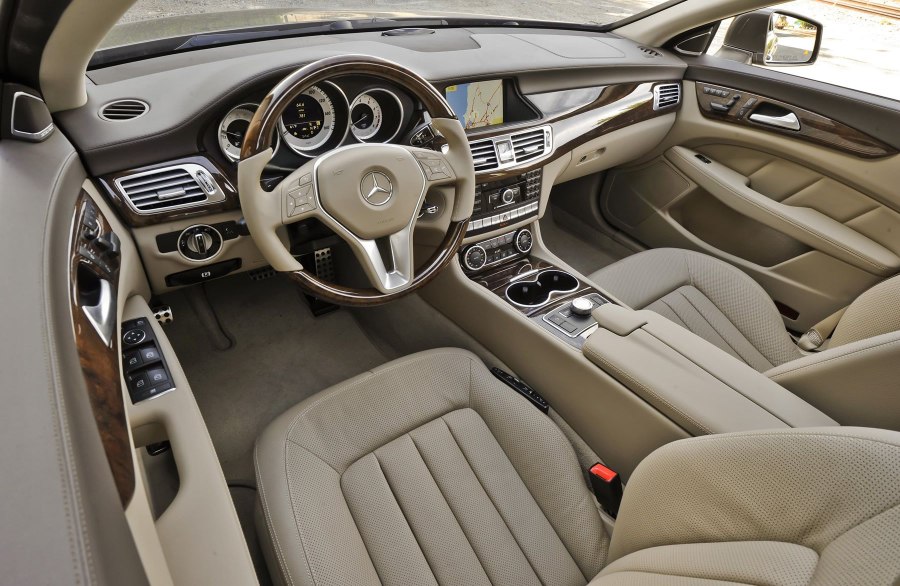 Mercedes Benz c200 w205 салон