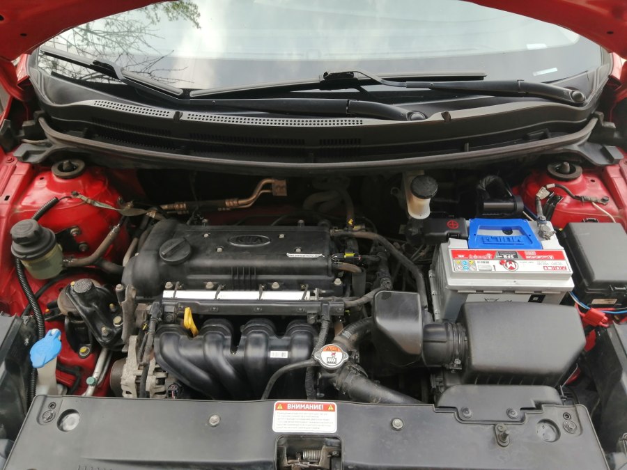 Kia Rio 2014 подкапотка