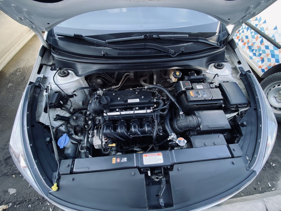 Kia Rio 1.6 подкапотное