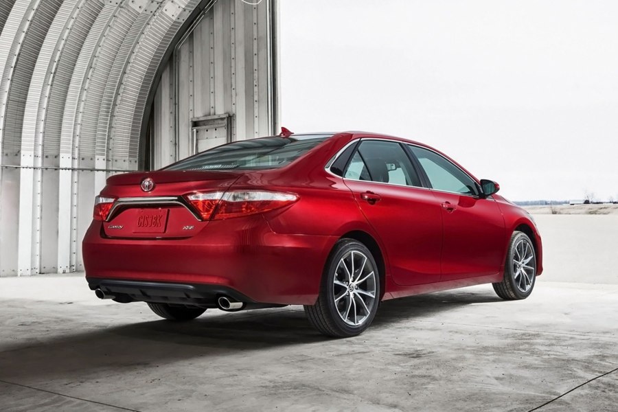 Toyota Camry 2015