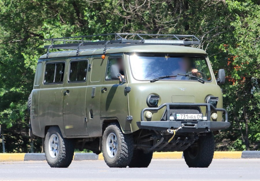 УАЗ-452а санитарный автомобиль