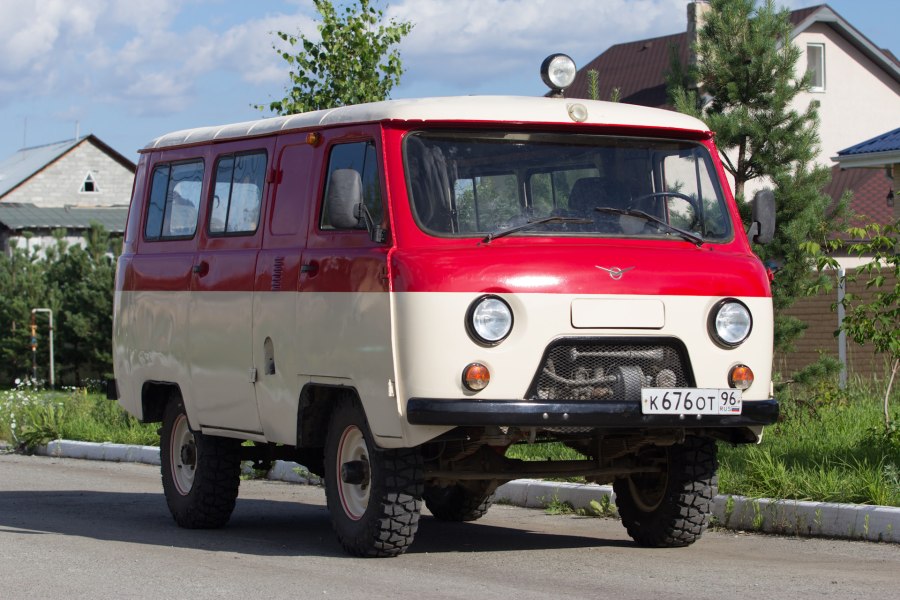 Военный УАЗ 3962 ЕС 76