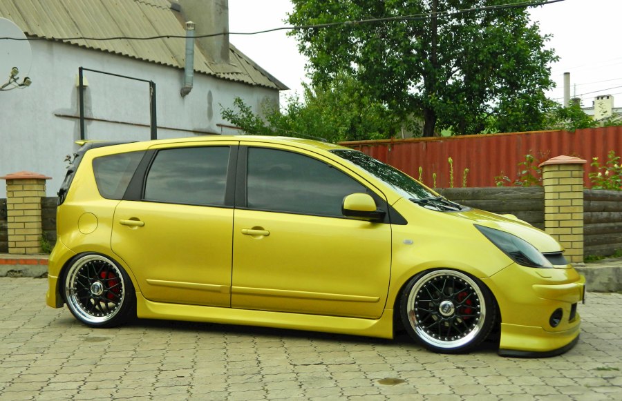 Nissan Note r18