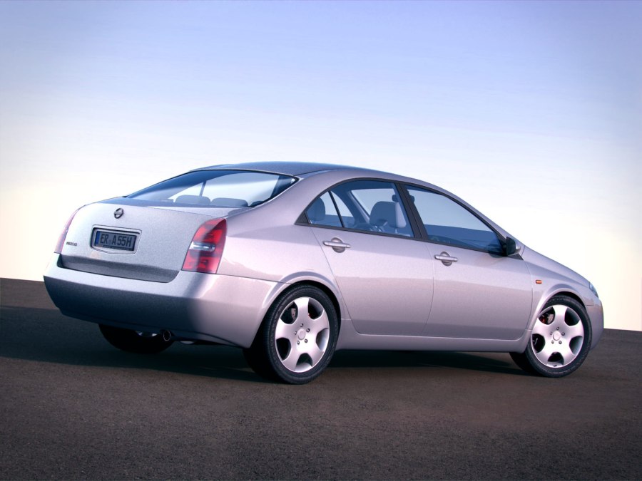 Nissan primera Liftback p12