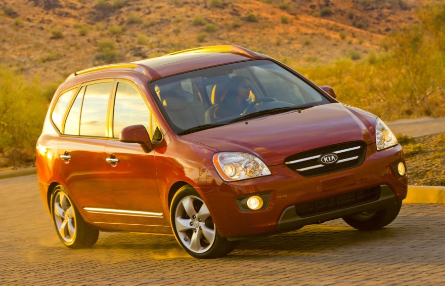 Kia Rondo 2010