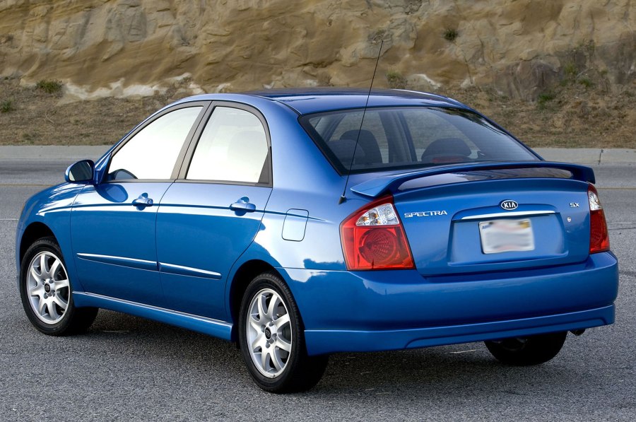 Kia Spectra 2004