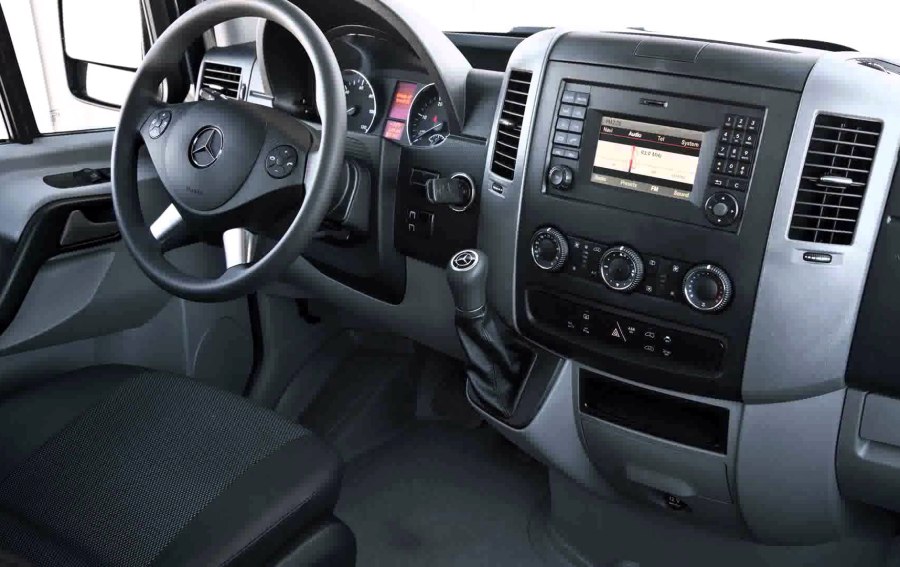 Volkswagen Crafter 2008 салон