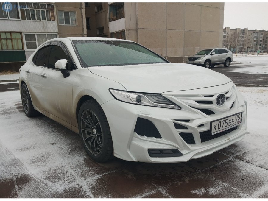 Камри черная 76