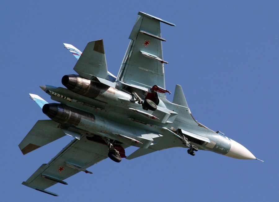Су-33 палубный истребитель