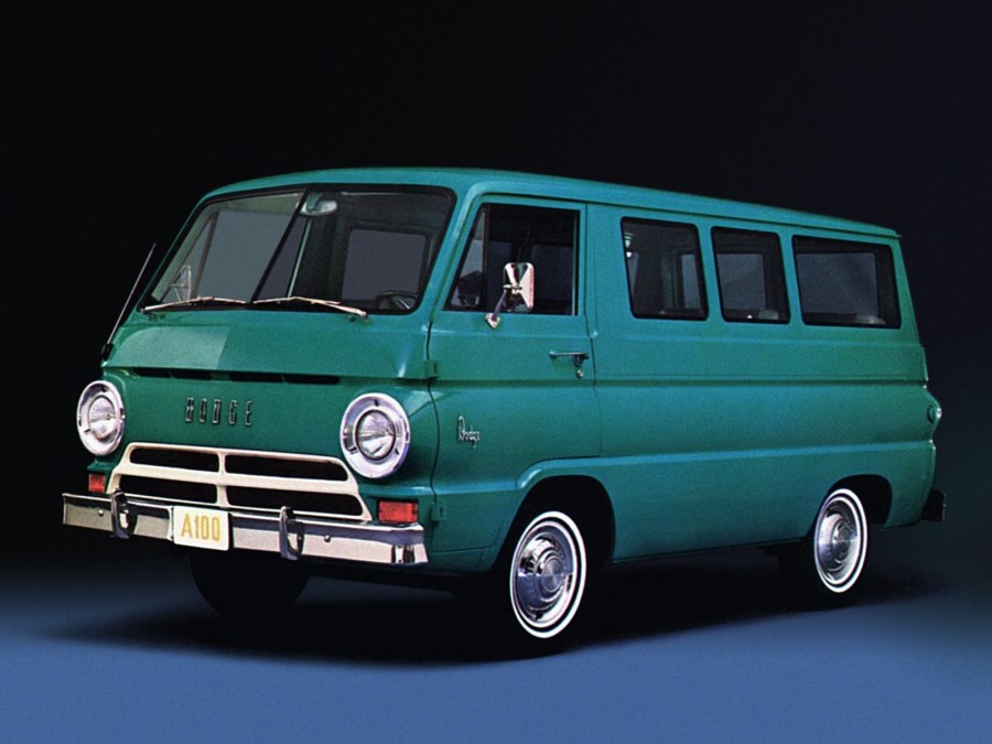 Dodge Sportsman van 1980