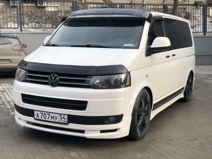 VW Transporter t5 Red