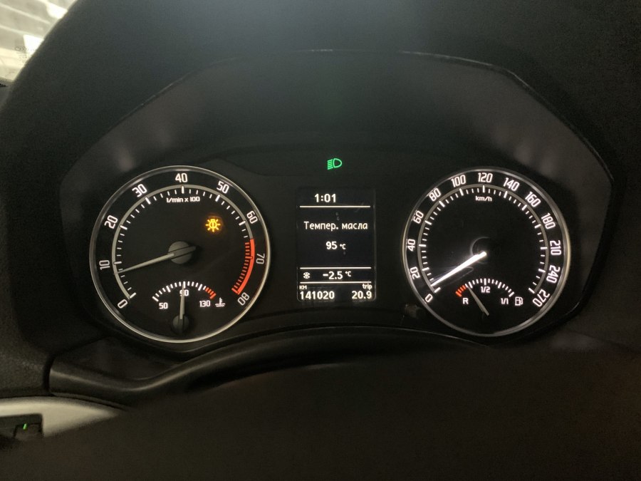 Цифровая приборная панель Skoda Octavia a7
