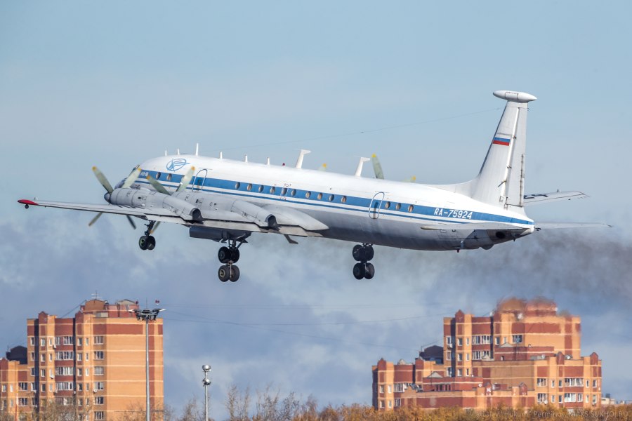Ил 22 м11