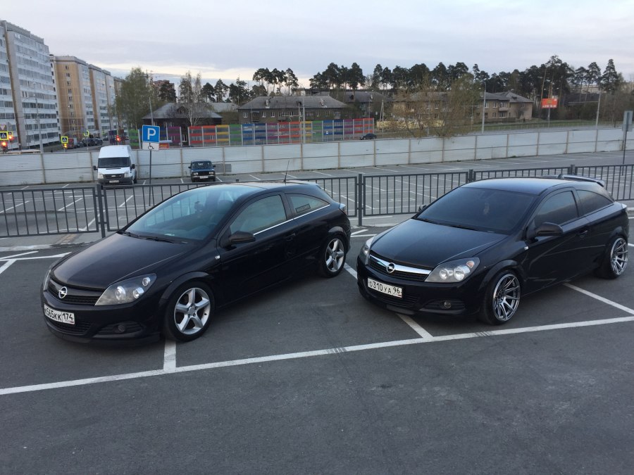 Stance Opel Astra GTC 2007