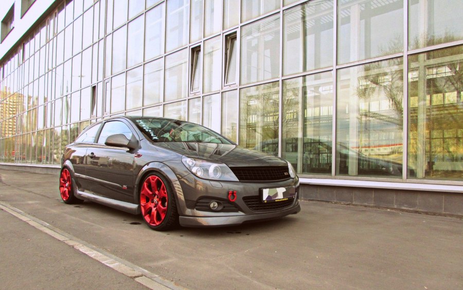 Opel Astra h GTC stance