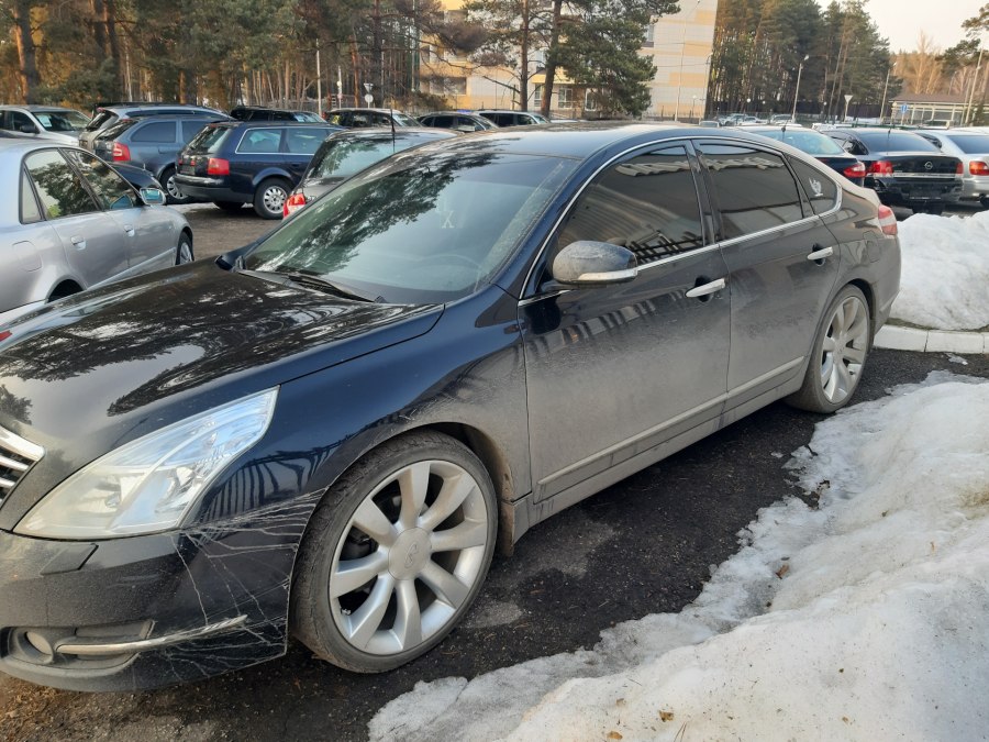 Nissan Teana r20