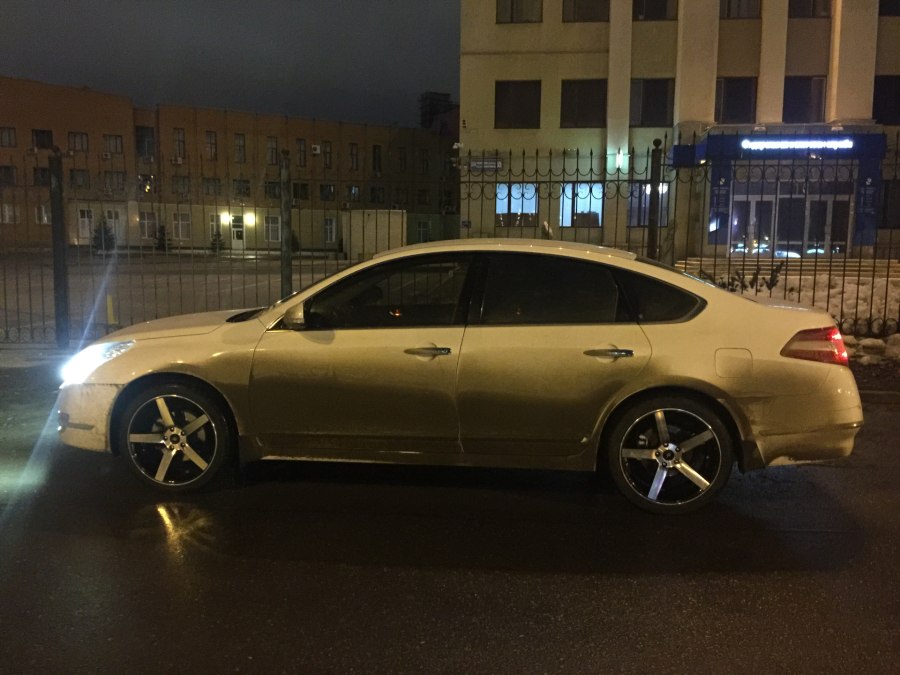 Nissan Teana j32 r19