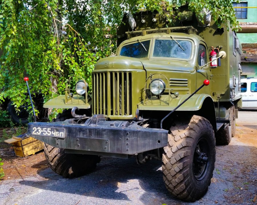 Грузовик ЗИЛ 157