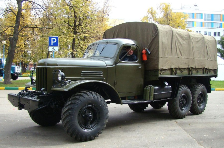 Военный грузовик ЗИЛ 157