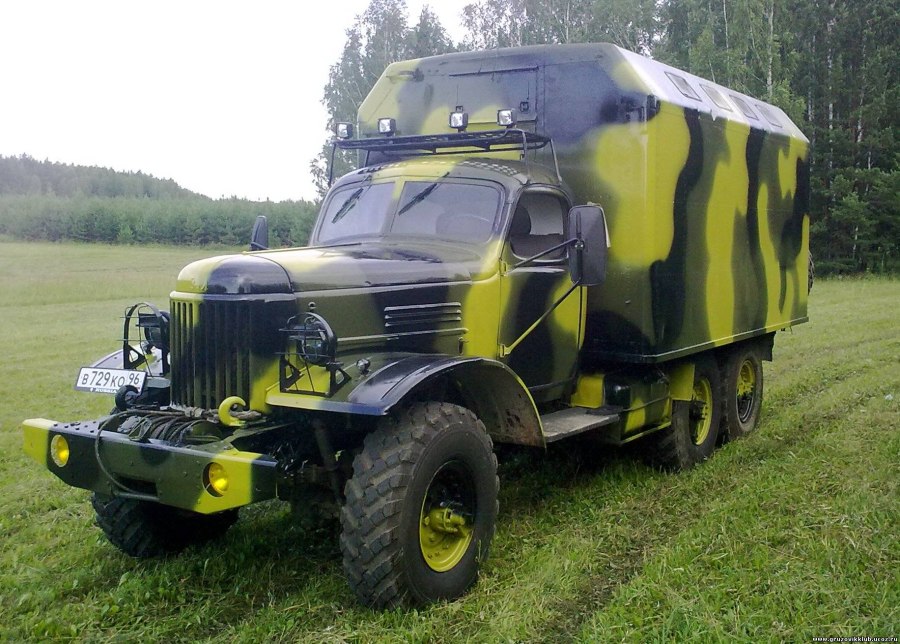 Военный грузовик ЗИЛ 157