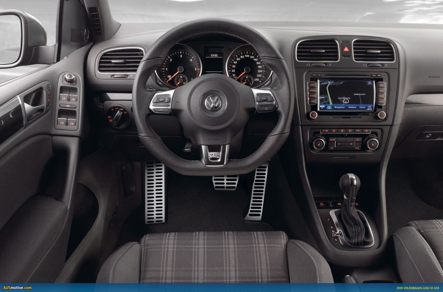 VW Golf 6 салон