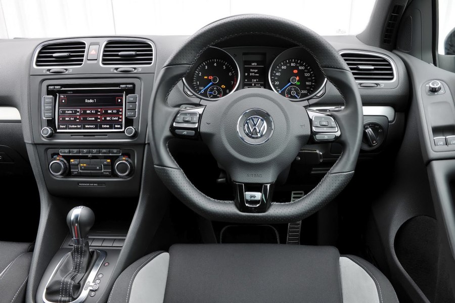Volkswagen Golf 6 r салон