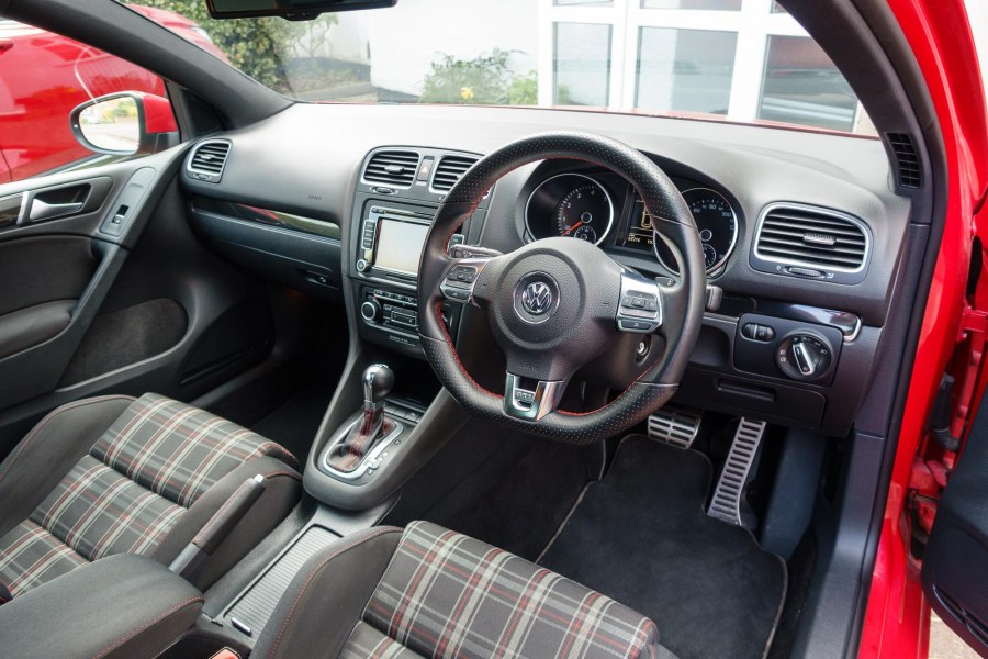 VW Golf 2014 салон