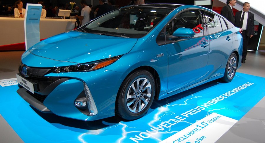 Toyota Prius Plus 2015