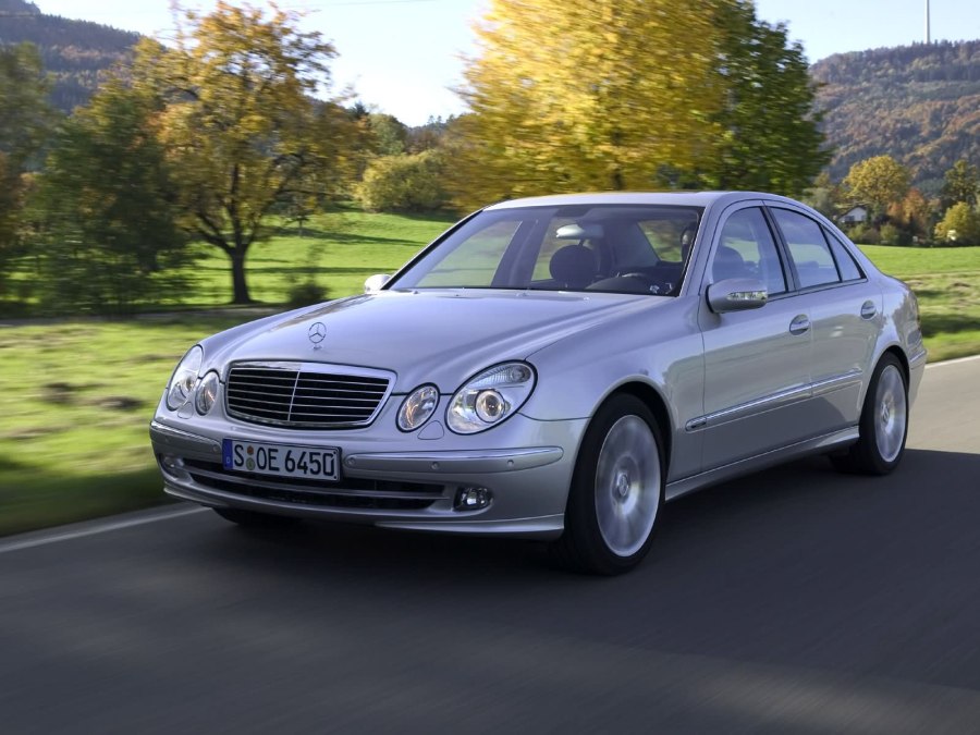 Mercedes Benz e200