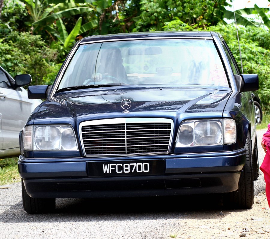 Mercedes-Benz w124