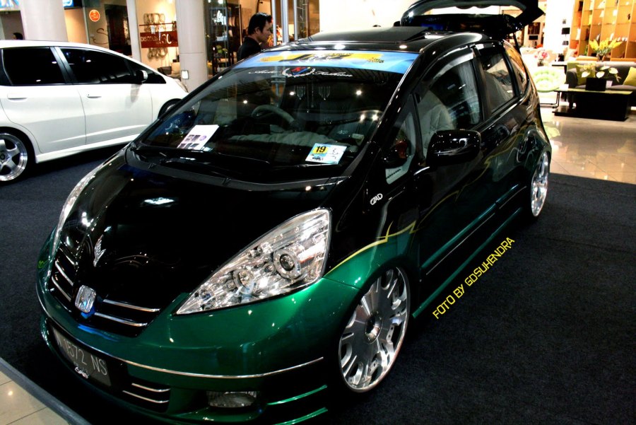 Honda freed Spike 2015