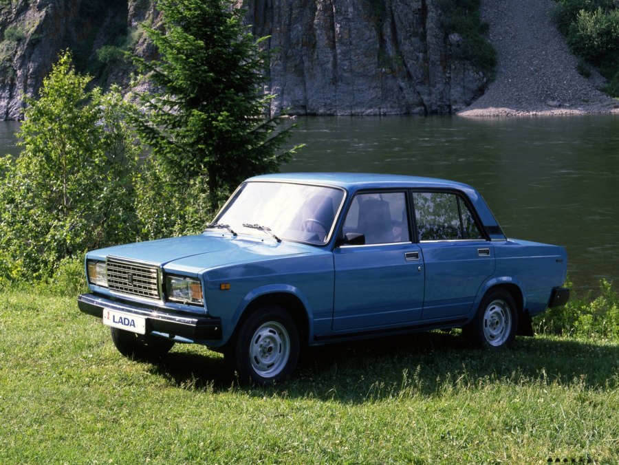 Lada 2107 2