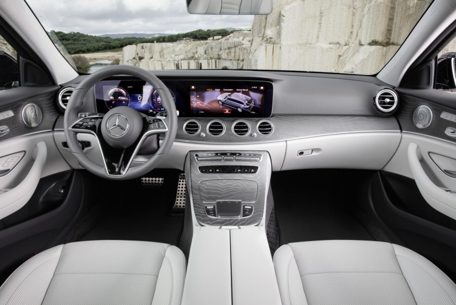 Мерседес-Бенц е-класс w212 салон