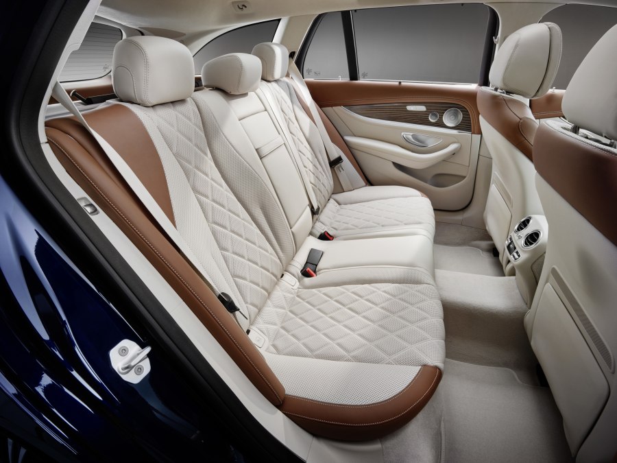 Mercedes Benz e200 2017 салон